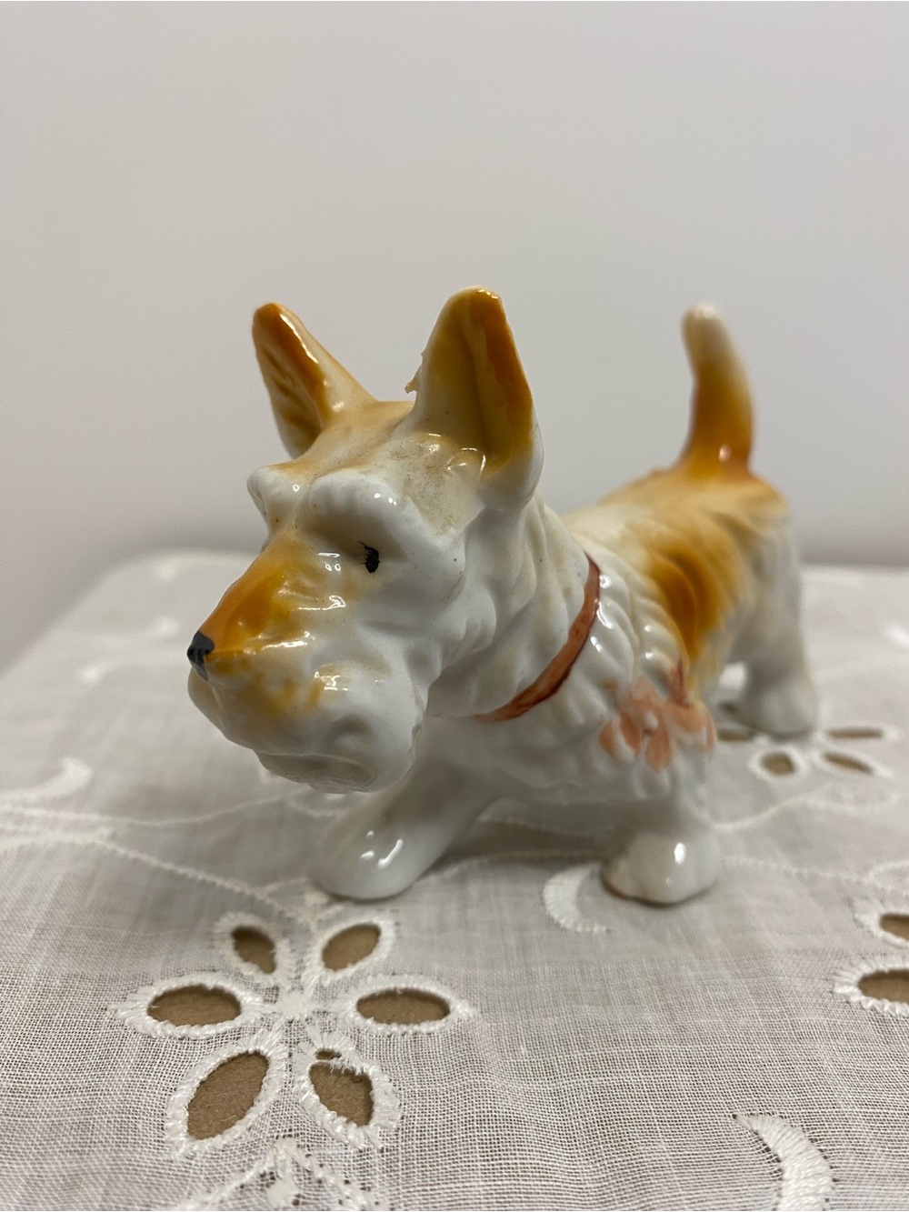 Vintage Scottish Terrier Dog Porcelain Figurine Made in Japan Hand Painted